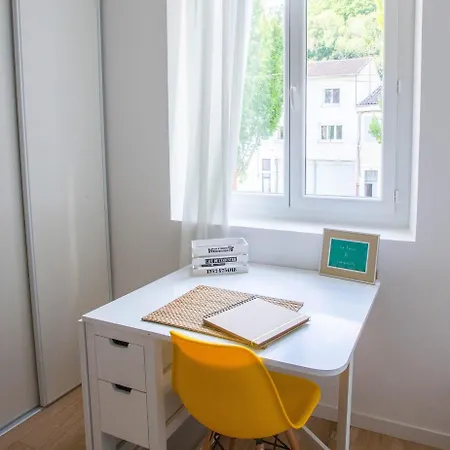 Le Petit Du Desert *